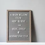 Host & Stay - Knight Retreat